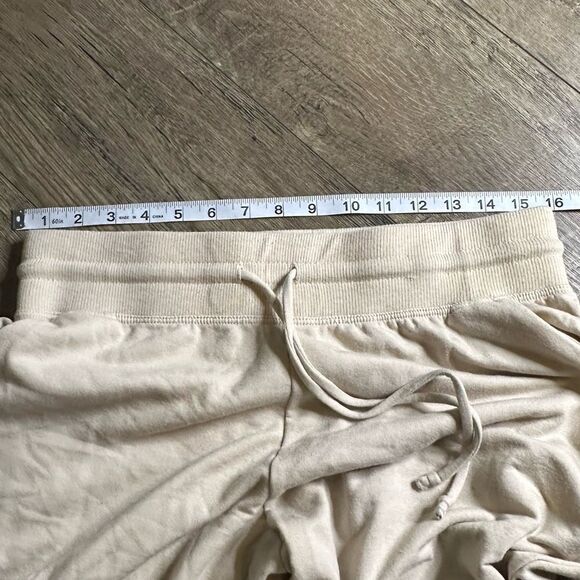 Disney Mickey Mouse Beige/Cream Women's Super Soft Bottoms in size Medium - Picture 8 of 11